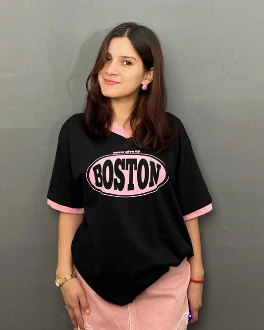 Boston Tap-Out V-Neck Oversize T-Shirt