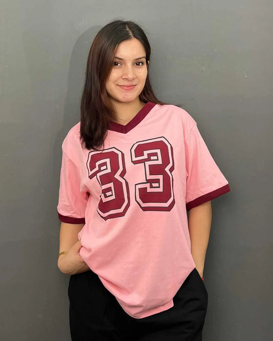 33 Tap-Out V-Neck Oversize T-Shirt